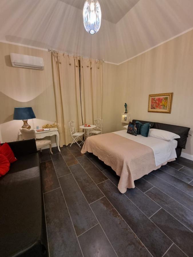 Domus Aurea Luxury Napoli Exterior foto
