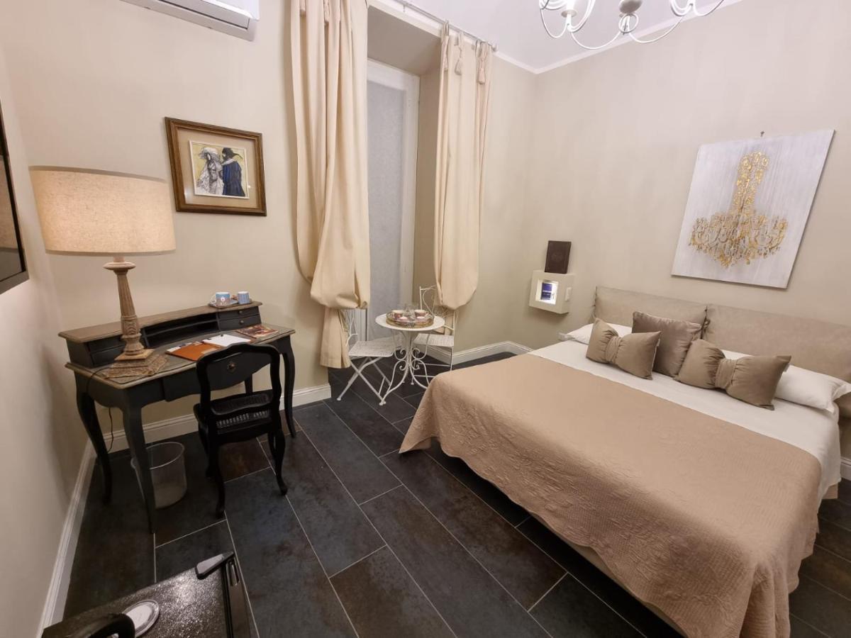 Domus Aurea Luxury Napoli Exterior foto
