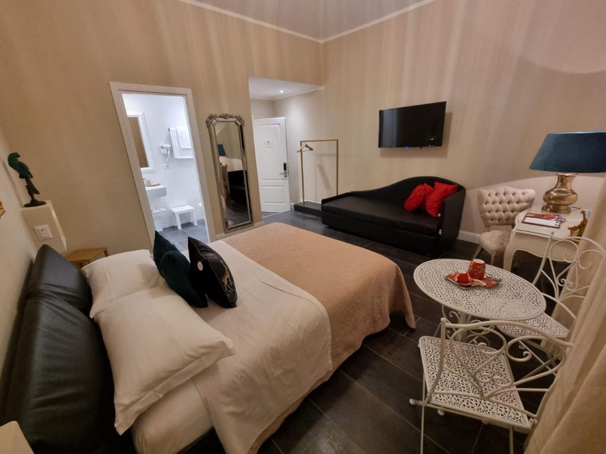 Domus Aurea Luxury Napoli Exterior foto